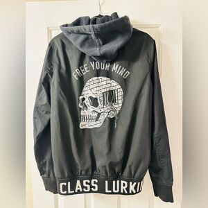 listing-status-banner